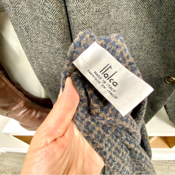 Made in Italy Wool Reversible boho cape/body wrap w western cottage core vibe - Picture 2 of 10